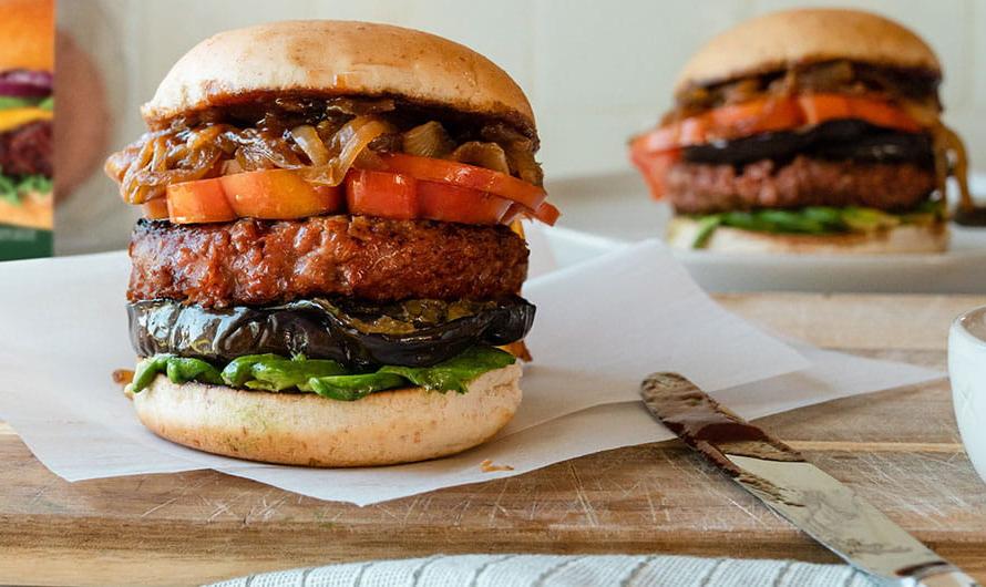 Plant-based Burger with Avocado and Caramelized Onions